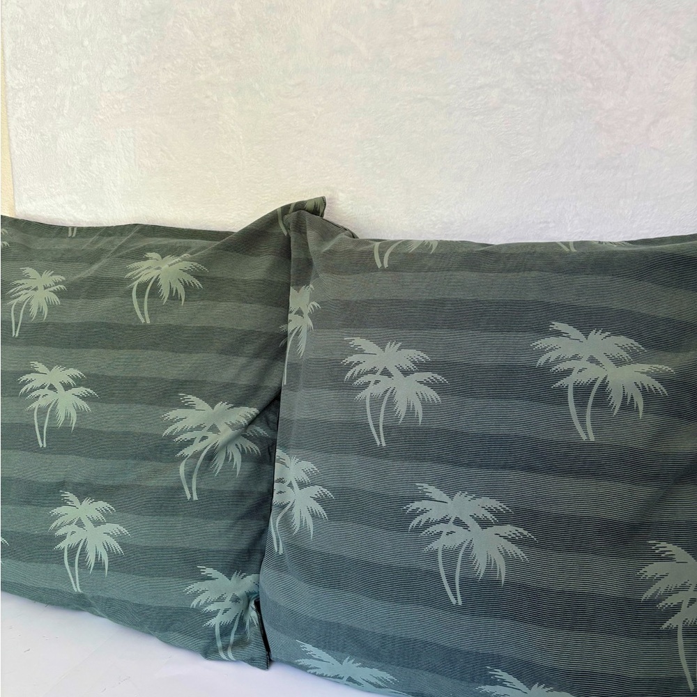 Tommy Bahama Palm Tree Pillow Shams Green Striped 26 Inch Set of 2
